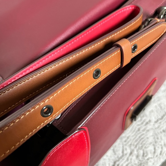 Coach 1941 Courier Carryall  in Burgundy and Red Leather Handbag - Picture 12 of 16